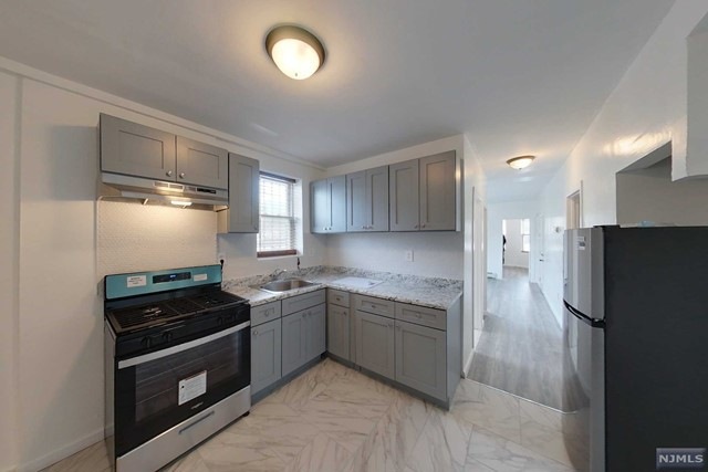 545 Central Ave unit 2, Newark, NJ 07107 - photo 1