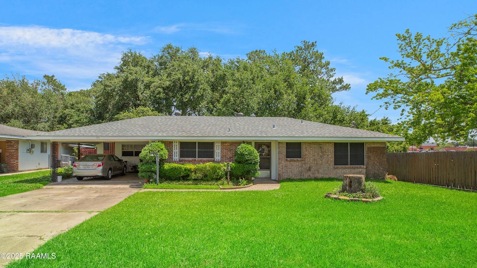 151 Oak Crest -3