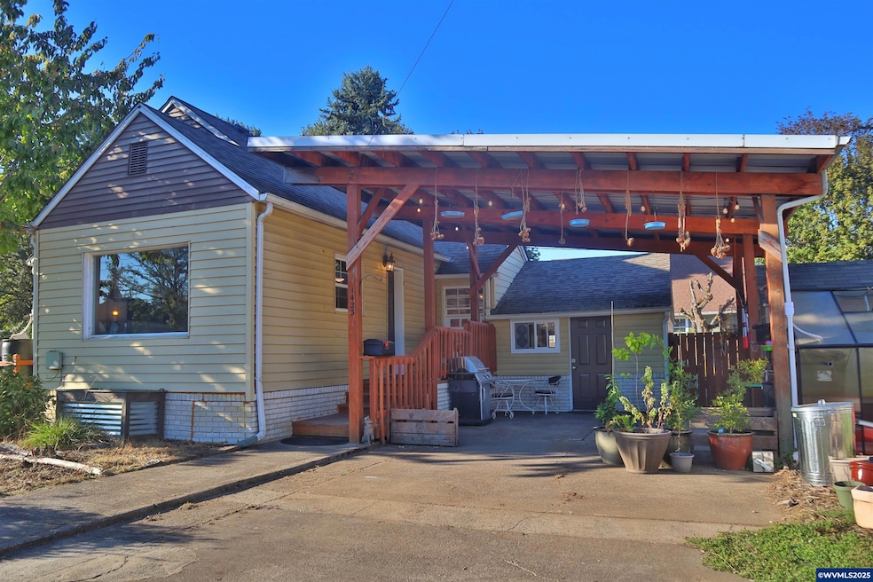 Under Contract $345,000