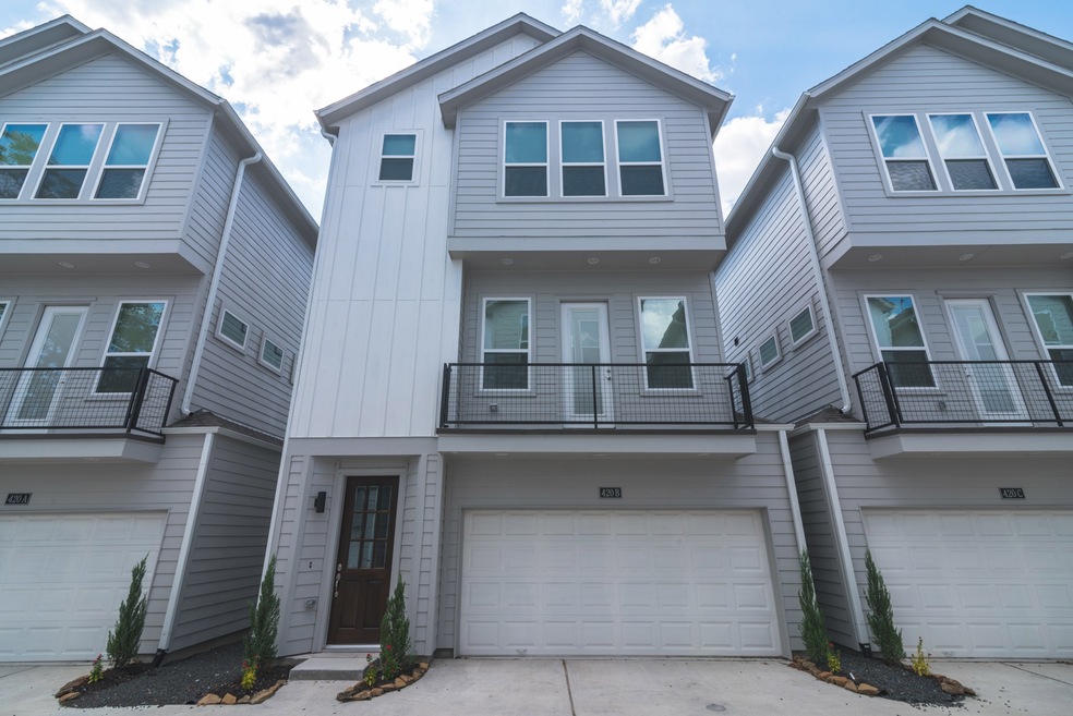 420 W 28th St unit B, Houston, TX 77008 - photo 1