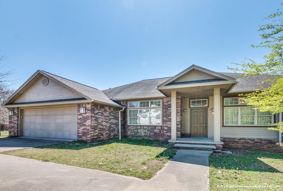 743 E Parks St, Prairie Grove, AR 72753 - photo 1