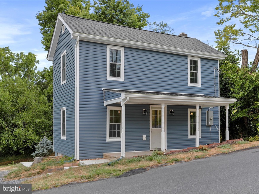 156 E North St, Strasburg, VA 22657 - photo 1