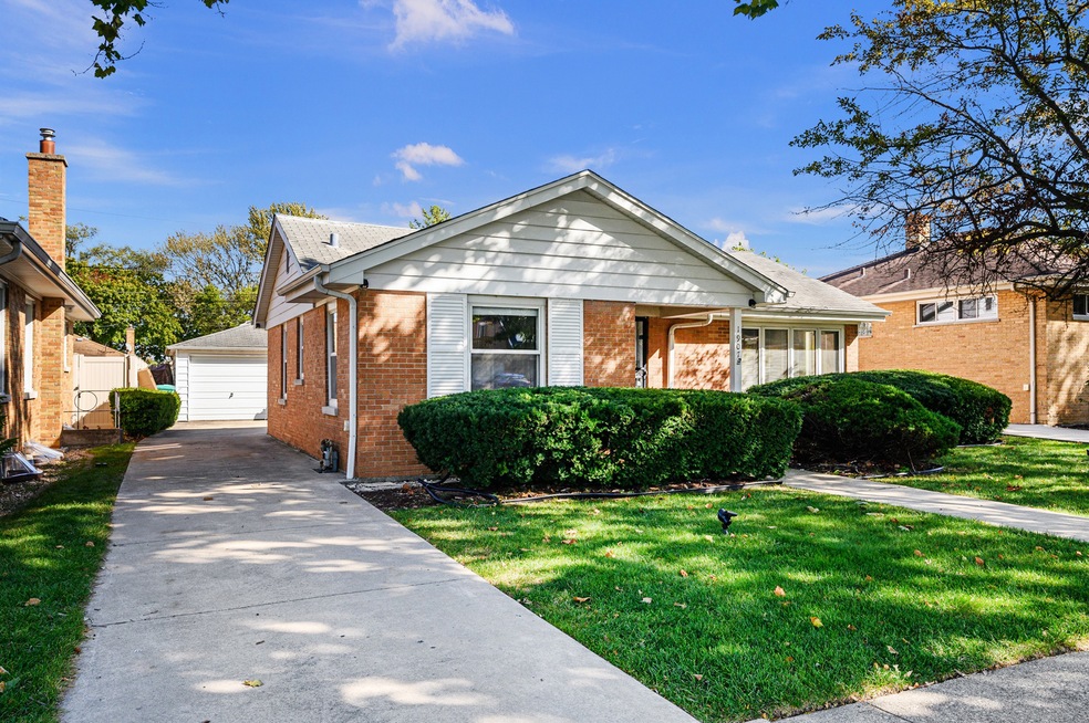 1907 Manchester Ave, Westchester, IL 60154 - photo 1