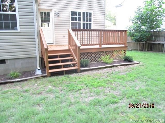 300 Ogden St, West Point, VA 23181 - photo 1