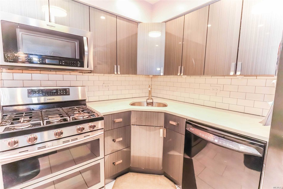 133-20 87th St unit 13A, Ozone Park, NY 11417 - photo 1