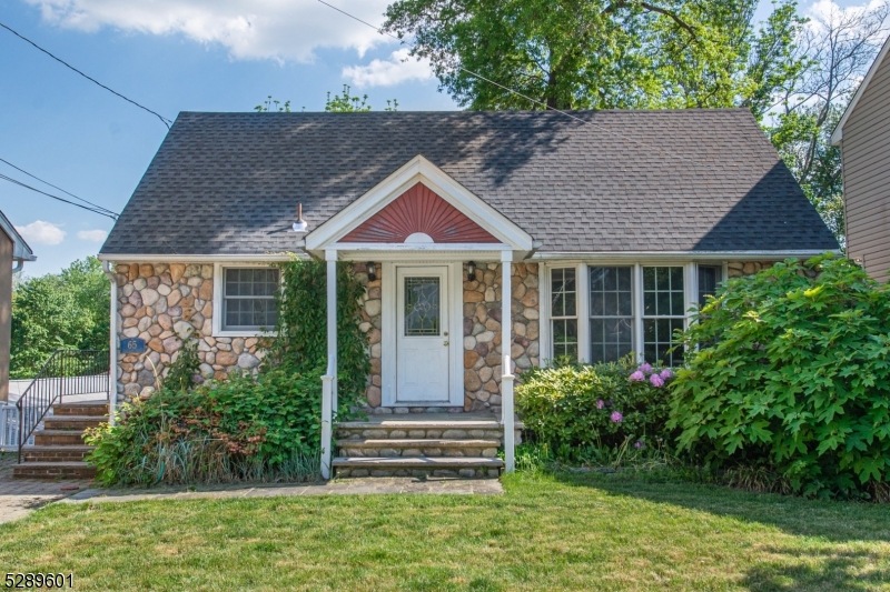 65 Edgewood Rd, Ringwood, NJ 07456 - photo 1