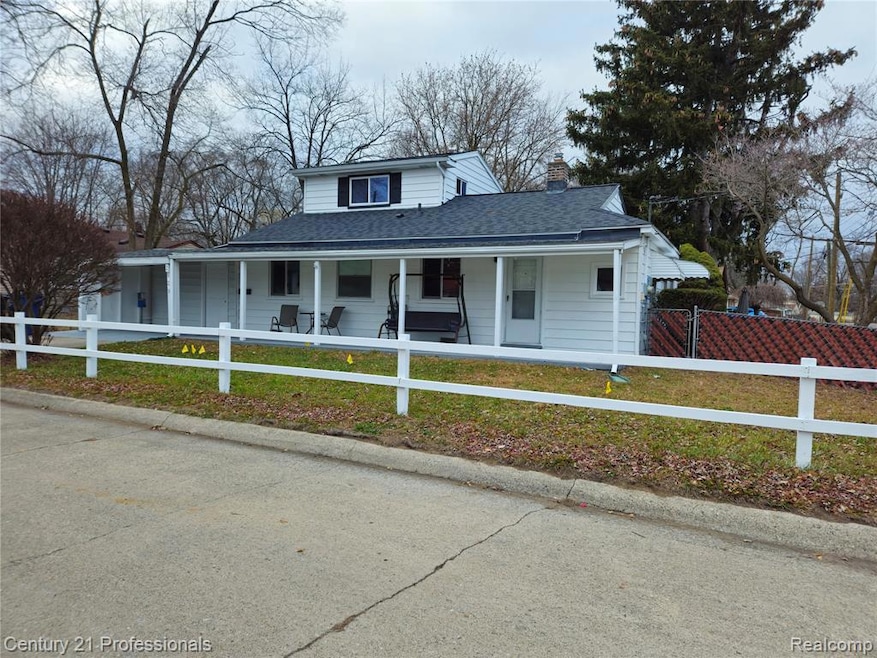 2829 Batavia Ct, Westland, MI 48186 - photo 1