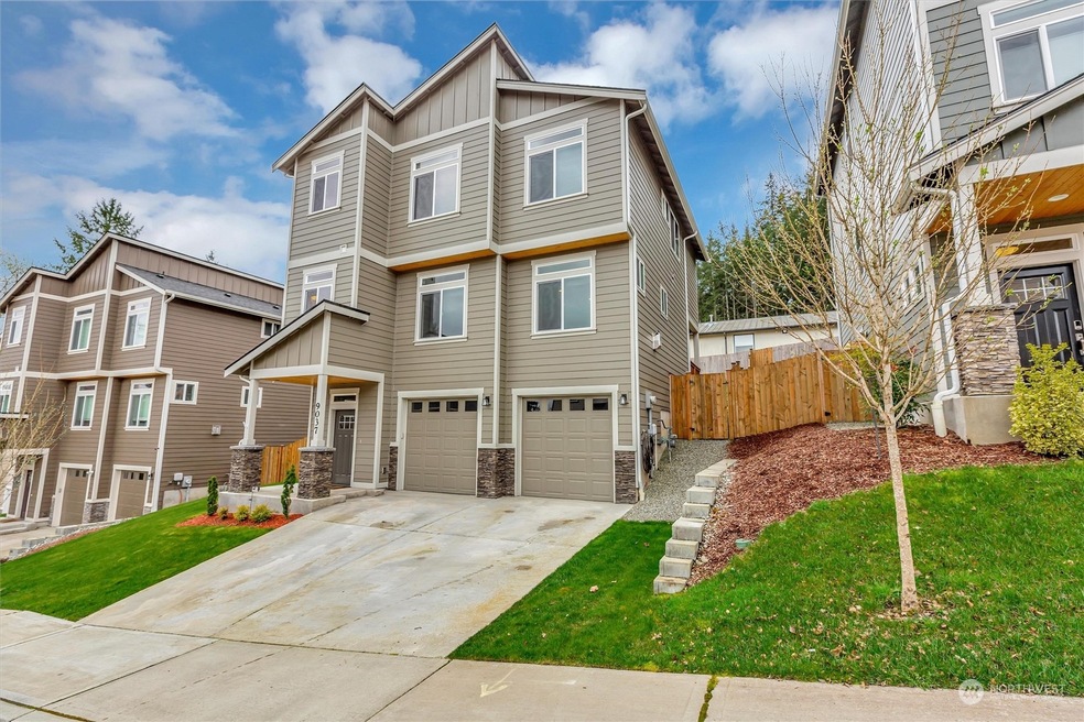 Sold $595,000 • Co-Listing Agent