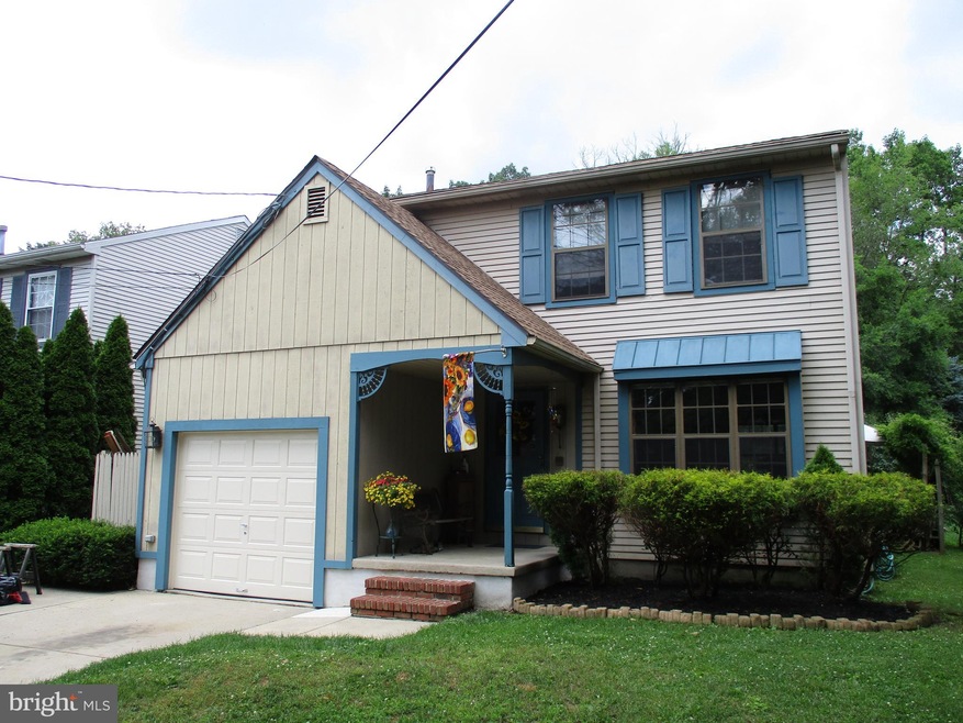 305 E Bettlewood Ave, Oaklyn, NJ 08107 - photo 1