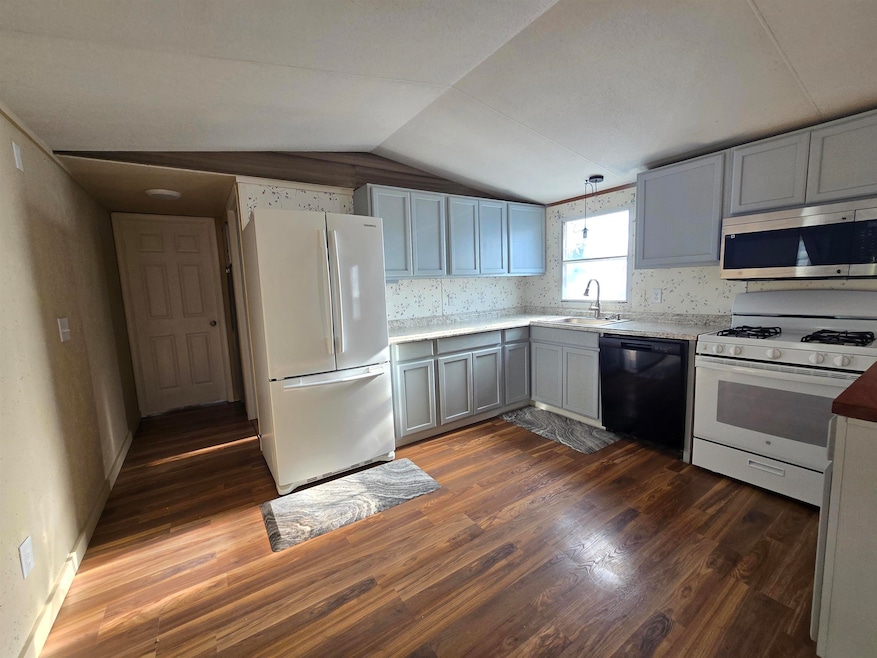 585 25 1 2 Rd unit 197, Grand Junction, CO 81505 - photo 1