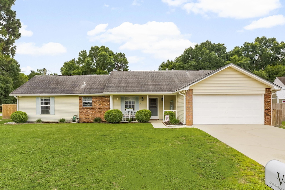 1-web-or-mls-3004 Kensington Ct-closeup