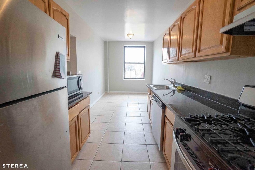 29-06 21st Ave unit 3D, Astoria, NY 11105 - photo 1
