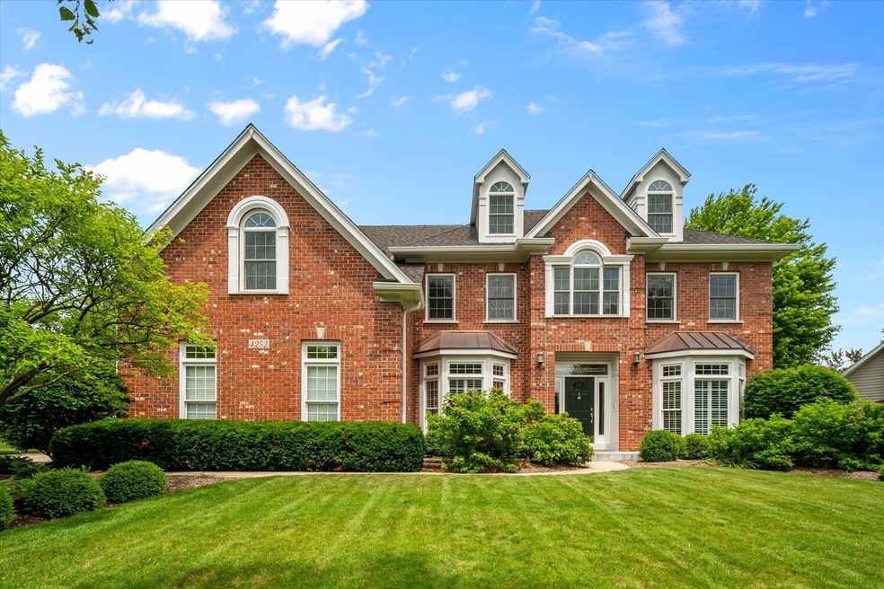 4252 Colton Cir, Naperville, IL 60564 - photo 1