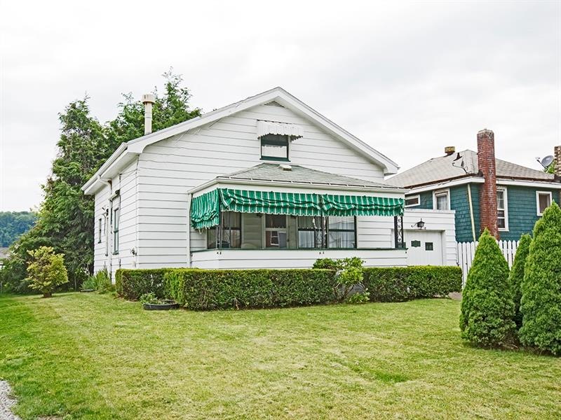 243 Main St, New Kensington, PA 15068 - photo 1