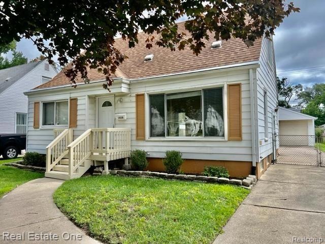 WELCOME TO 1828 THOMAS BERKLEY MI 48072