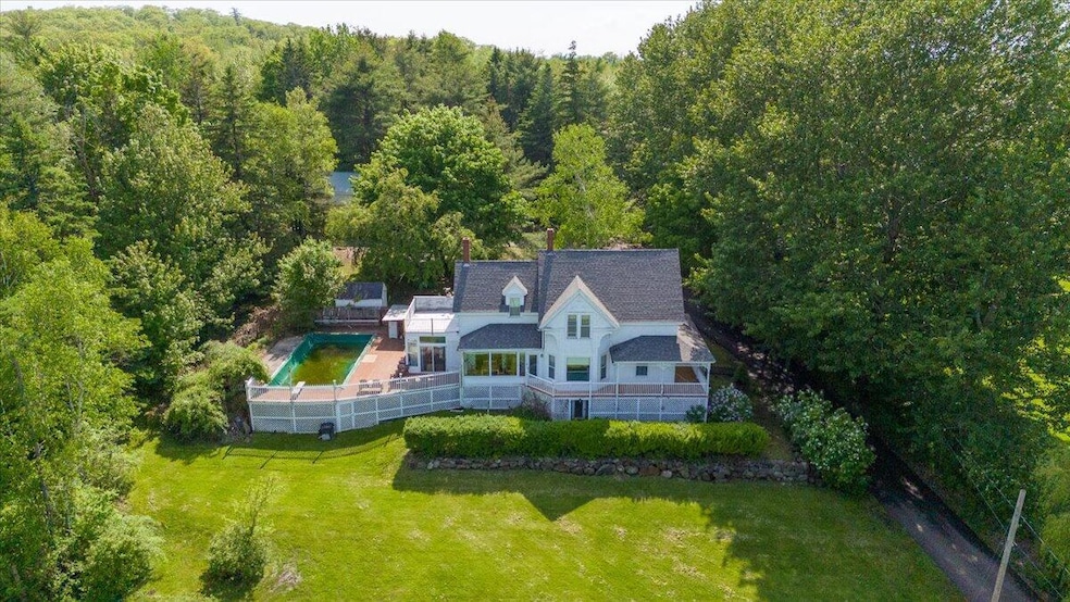 22 Brooks Way, Owls Head