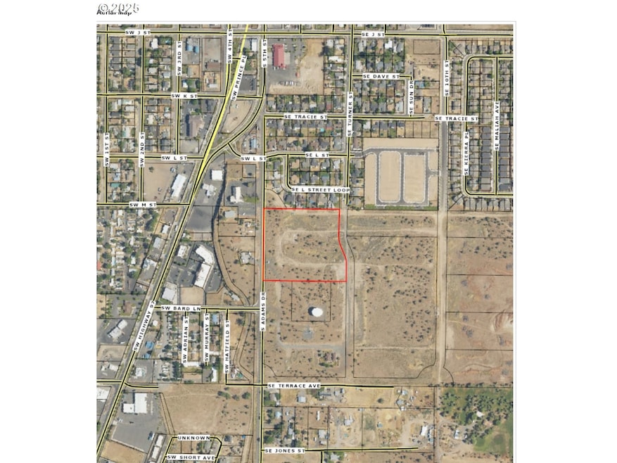 0 Bill Hoffman Subdiv unit LOT-1 678737065, Madras, OR 97741 - photo 1