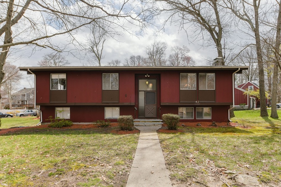 9 Howe Cir, Randolph, MA 02368 - photo 1