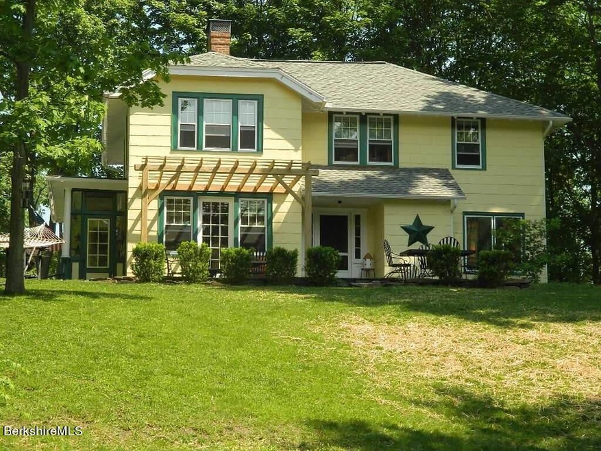 Front - The Grand Cottage