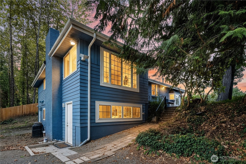 For Sale $995,000 • Co-Listing Agent