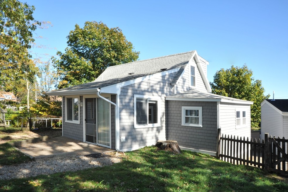 16 Waban Ave unit 1, Wareham, MA 02558 - photo 1