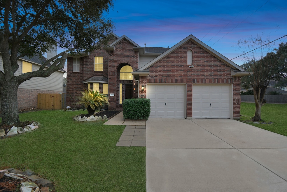 15847 Aberdeen Trails Dr, Houston, TX 77095 - photo 1