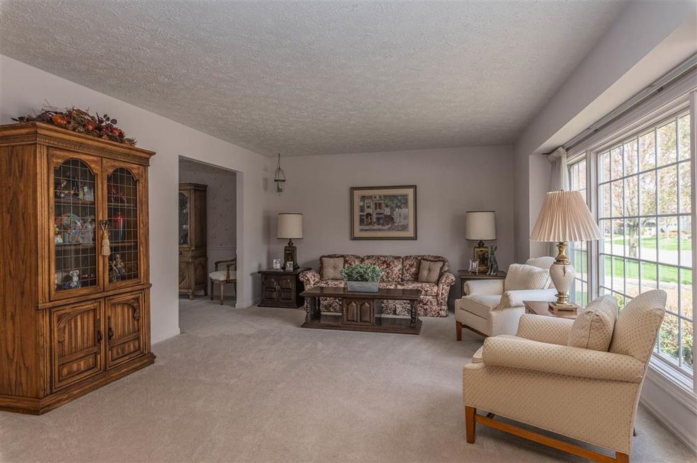 4738 Belle Ave, Davenport, IA 52807 - photo 1