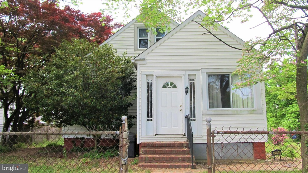 2903 Florida Ave, Halethorpe, MD 21227 - photo 1