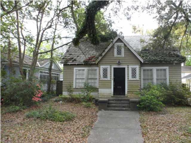 121 Houston Street
