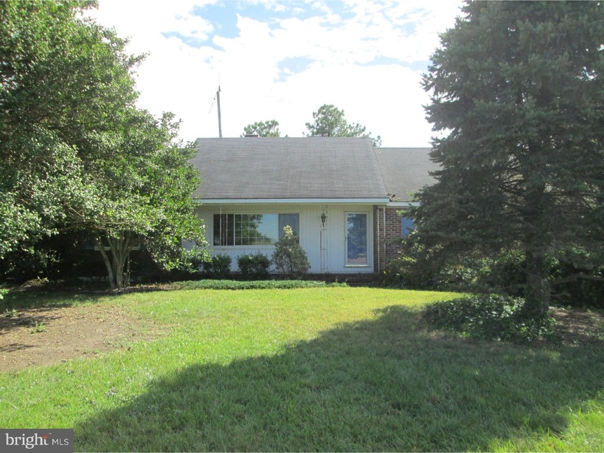 8358 Vernon Rd, Harrington, DE 19952 - photo 1