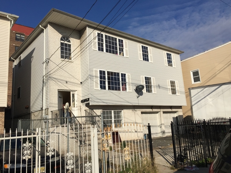 274 Garside St unit 276, Newark, NJ 07104 - photo 1