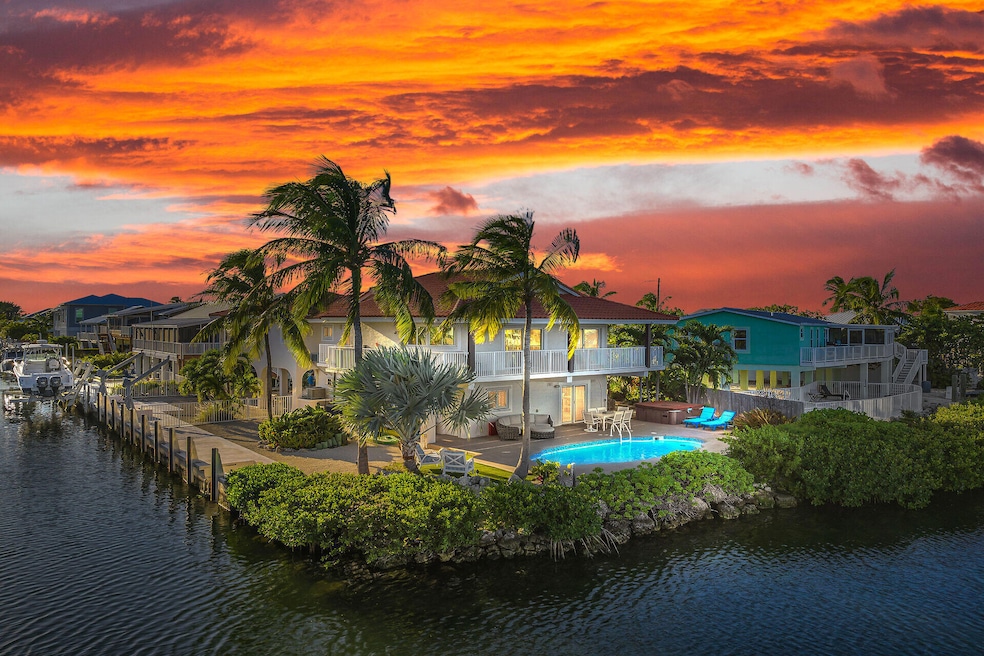 123 Bruce Ct, Marathon, FL 33050 - photo 1