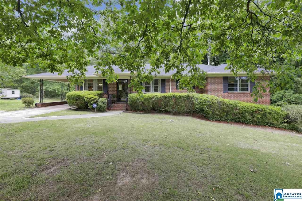 2700 5th St NE, Center Point, AL 35215 - photo 1