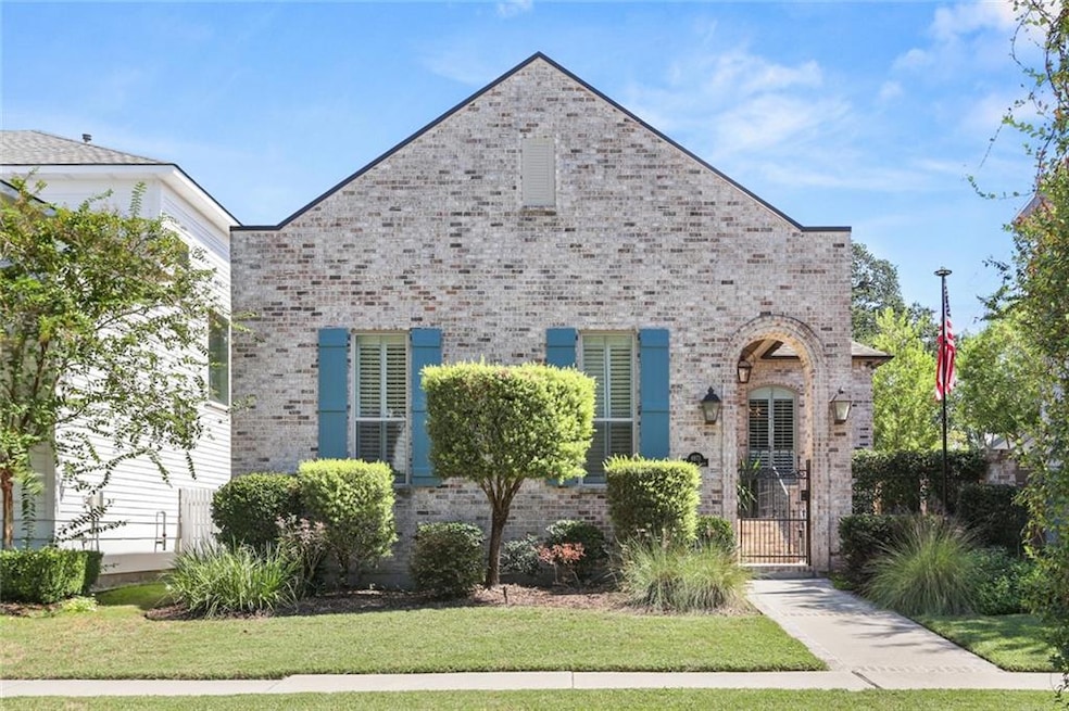 6971 Vicksburg St, New Orleans, LA 70124 - photo 1