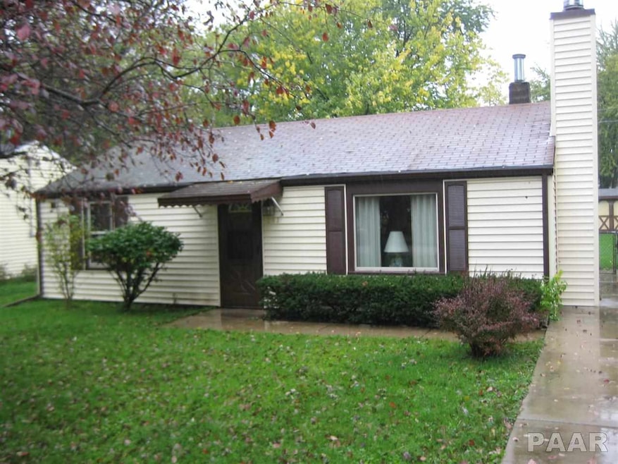 203 Connecticut St, Washington, IL 61571 - photo 1