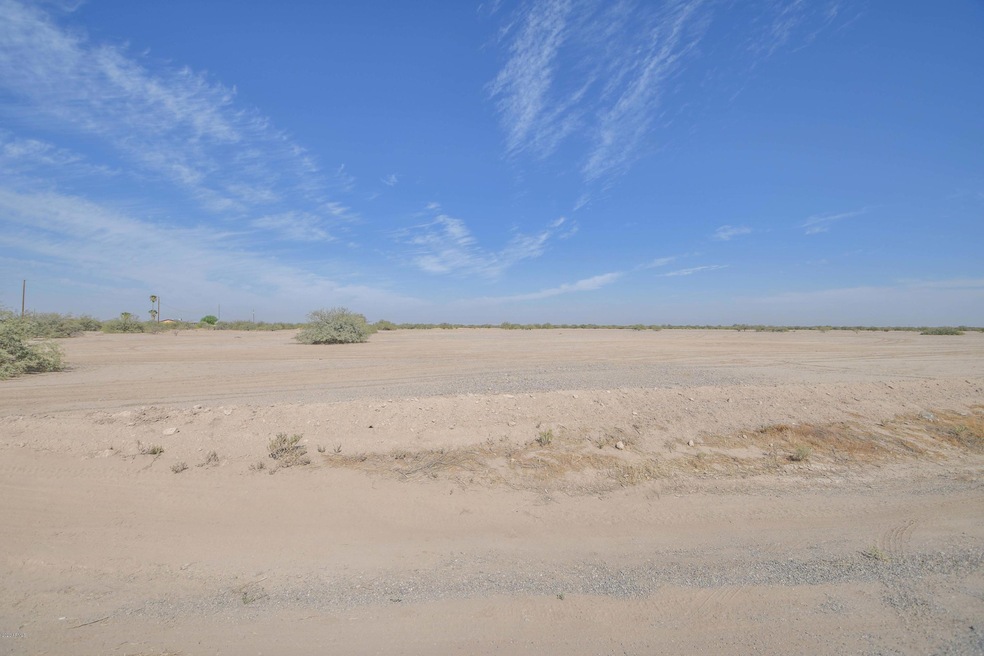 4205 N Golden St unit 1, Eloy, AZ 85131 - photo 1