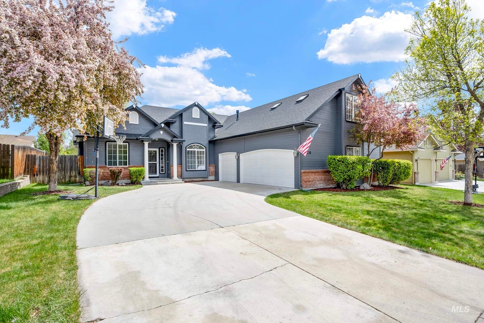 Sold • Co-Listing Agent