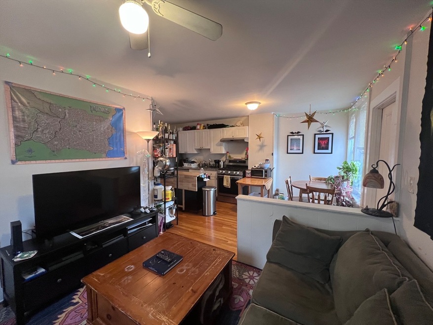 50 Oliver St unit C, Somerville, MA 02145 - photo 1