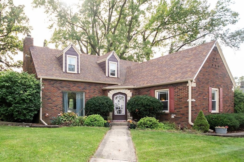 1230 Park Ave, Des Moines, IA 50315 - photo 1