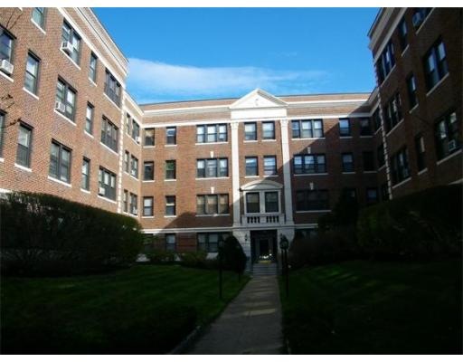 141 Englewood Ave unit 45, Brighton, MA 02135 - photo 1