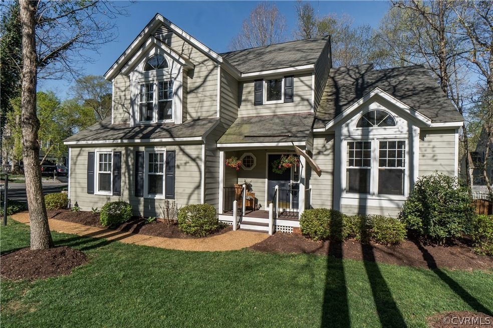 Welcome to 15106 Windy Ridge Road in Woodlake.  Wi