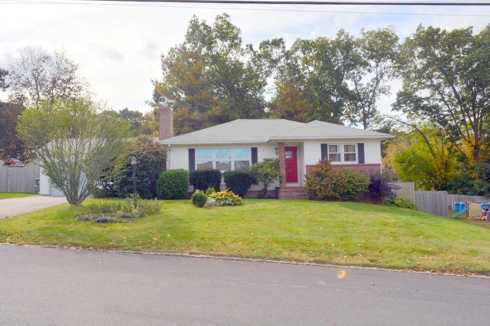 130 Garden Hills Dr, Cranston, RI 02920 - photo 1