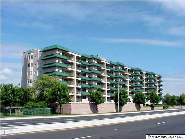 Ocean Pointe unit 3G, Long Branch, NJ 07740 - photo 1