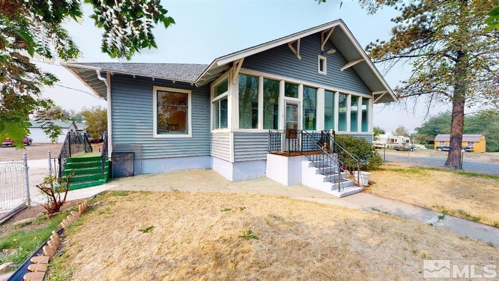 1006 S Bridge St, Winnemucca, NV 89445 - photo 1