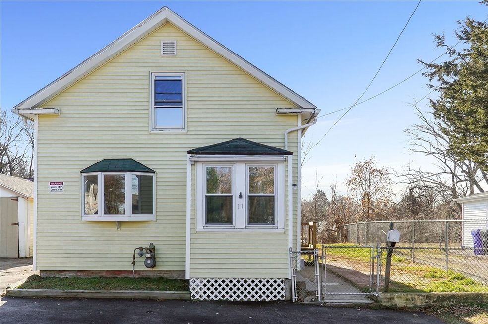 11 Nestor St, West Warwick, RI 02893 - photo 1