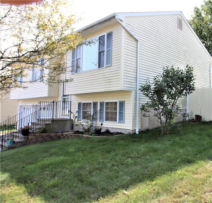 73 Laurie Place, Waterbury, CT 06704 - photo 1