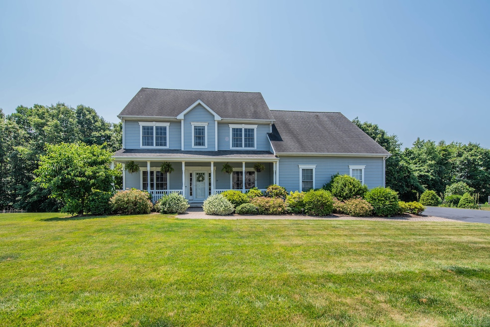 75 Rockledge Dr, Newington, CT 06111 - photo 1