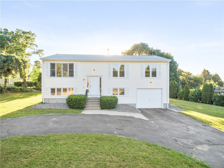 27 Musket Rd, West Warwick, RI 02893 - photo 1