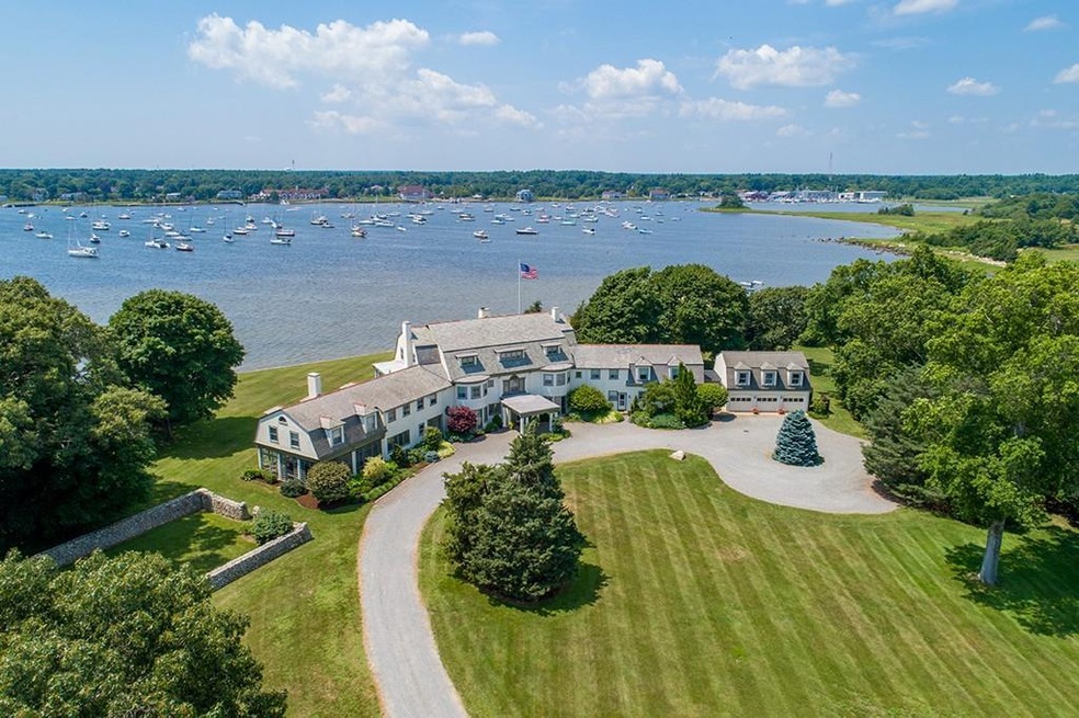 756 Point Rd, Marion, MA 02738 - photo 1