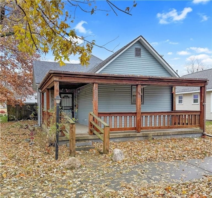 2720 Champaign Ave, Mattoon, IL 61938 - photo 1